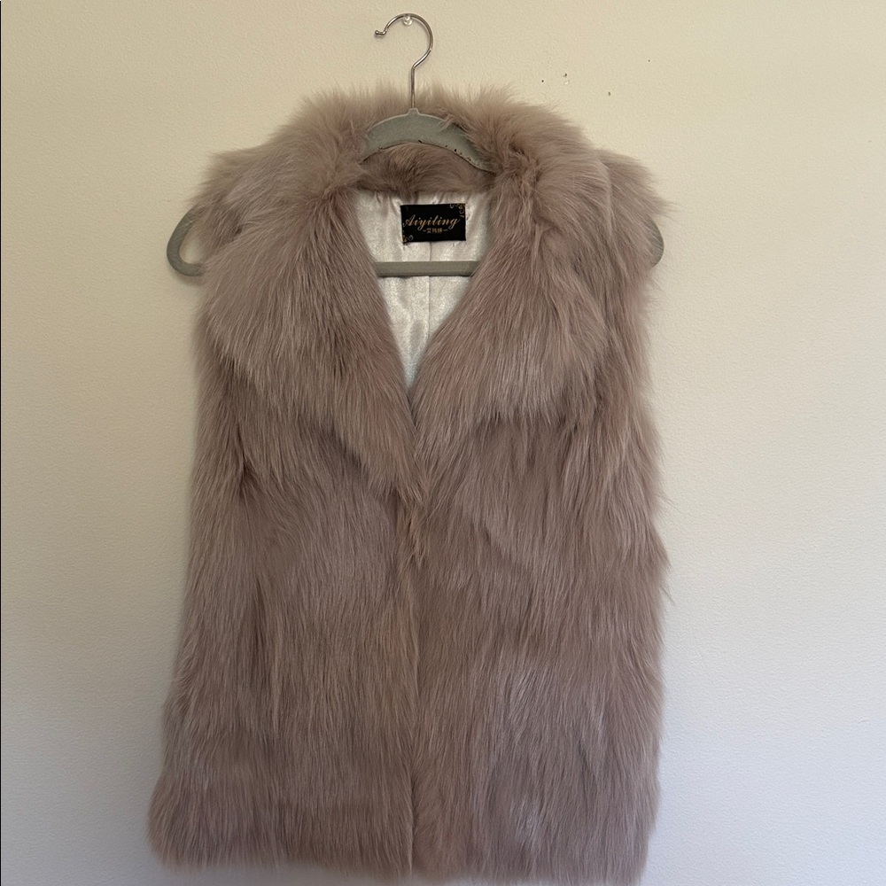 Fur Vest in Tan